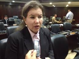 Liz María Márquez: Es un gran reto el que tiene Rosales