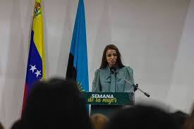 En Conmemoración al día de la Mujer, la alcaldía de Maracaibo, rindió homenaje a las marabinas con un conversatorio