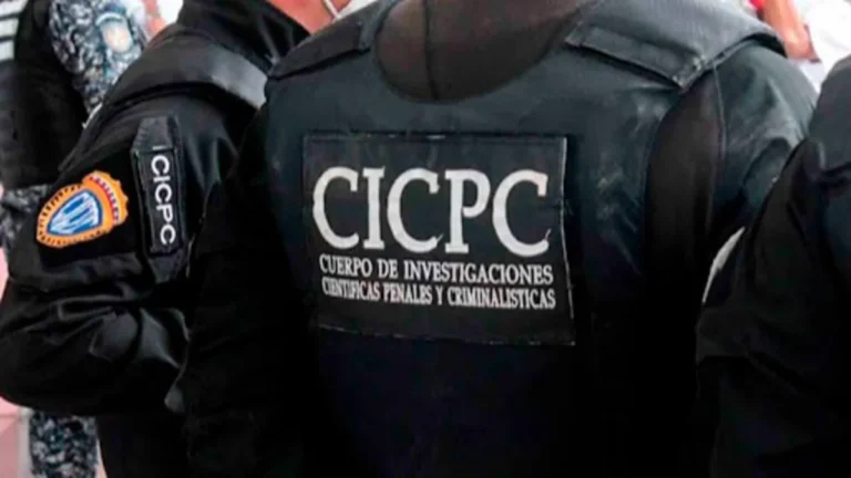 Hombre Asesina a Exnovia a Puñaladas en Caracas
