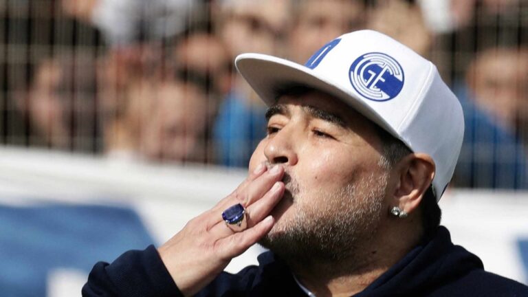 Anulan el juicio por la muerte de Maradona tras el escándalo por un documental grabado en secreto