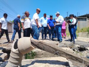 Alcalde inspecciona obras en ejecución en Rosario de Perijá
