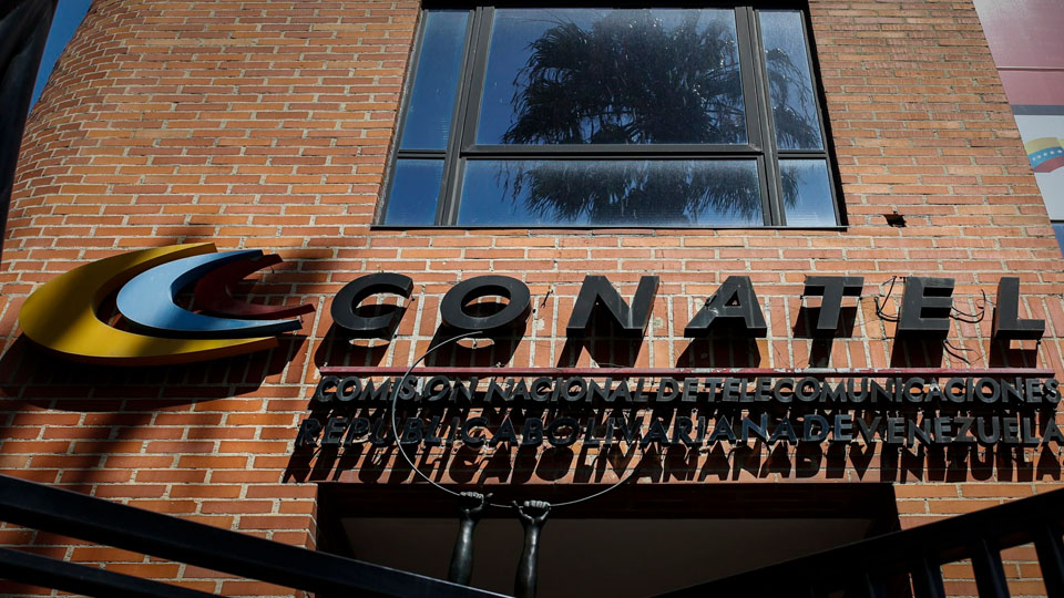 Conatel abre convocatoria para licitación de nuevos bloques de frecuencia