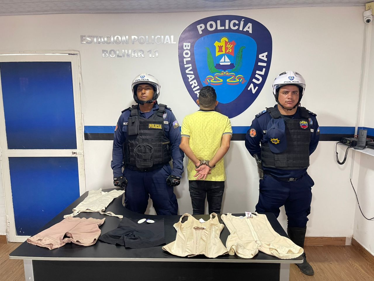 Cpbez arrestó a sujeto que hurtó prendas íntimas de una tienda en Maracaibo