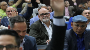 Francisco Ameliach asume la presidencia de Corpozulia