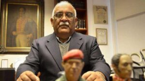 Jefe de Estado asciende al rango de General de División a Carlos Martínez Mendoza