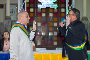Marco Perrotta en su juramentación como alcalde de Machiques de Perijá nuestro pueblo sentirá el acompañamiento del gobierno municipal