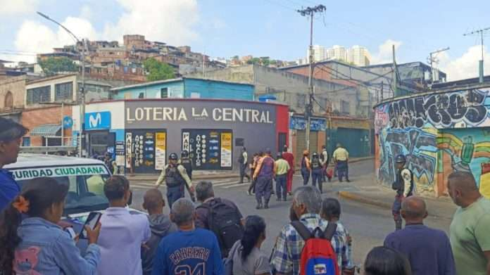 Dos muertos dejó caída de cables de alta tensión