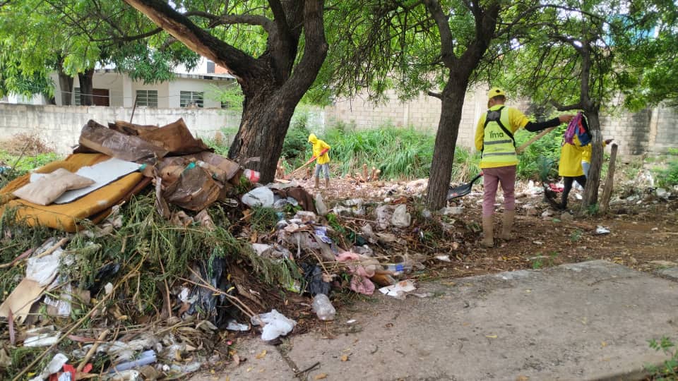 Alcaldía de Maracaibo continúa con el Plan de Limpieza de cañadas y ramales