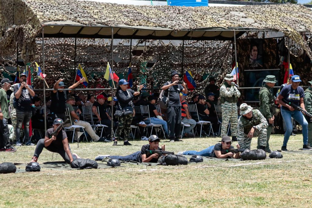 Cabello: Quien intente agredir a Venezuela debe prepararse para una guerra de 100 años