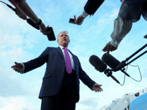 Trump anuncia una demanda de 15.000 millones de dólares contra ‘The New York Times’ por difamación