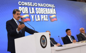 Maduro: EEUU viola toda normativa del derecho internacional tras amenaza de guerra