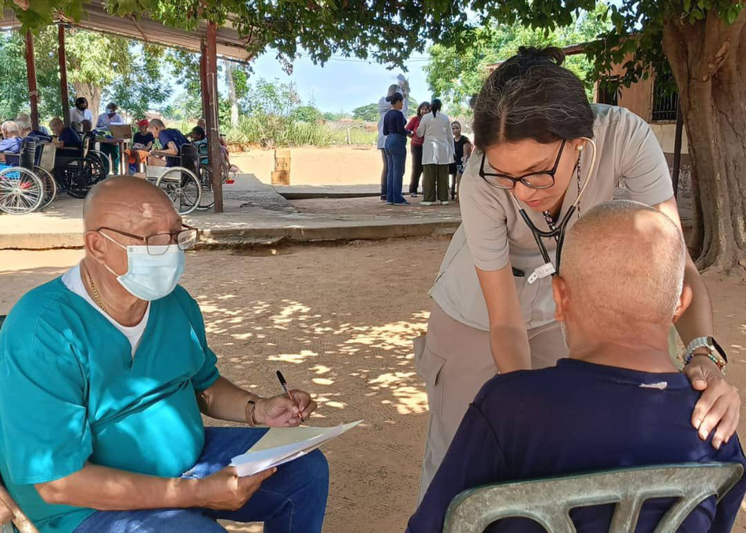 Gobierno Bolivariano del Zulia garantiza atención médica integral a adultos mayores en San Isidro