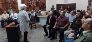 Realizan conversatorio sobre Felipe Pirela a 13 años de su inhumación en el Panteón del Zulia