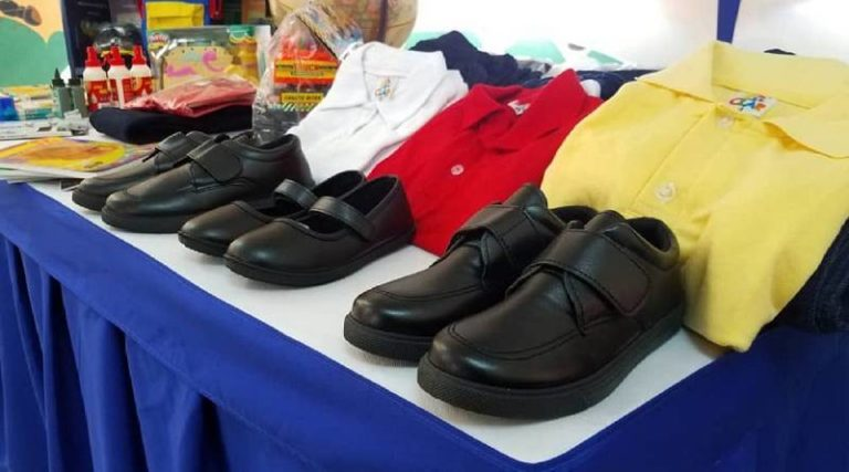 Gobierno Bolivariano distribuirá más de un millón de uniformes escolares