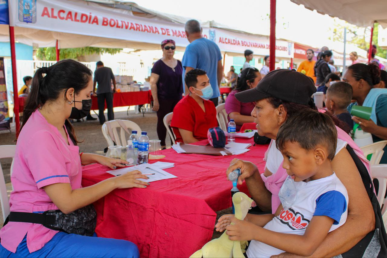 Emprendedores y empresa privada se integran a Megajornadas de Mercados Populares de la Alcaldía