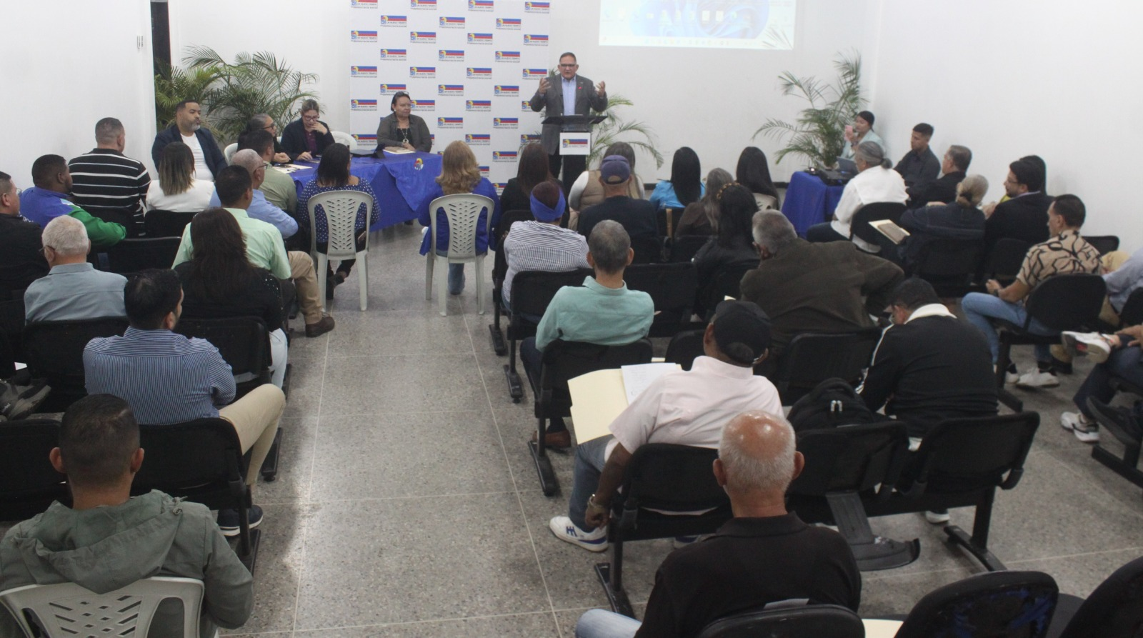 UNT Zulia realizó el Taller de Formación Política para Concejales