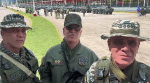 Padrino López desmiente fake news sobre «desertores»: No hay fisuras en nuestro liderazgo