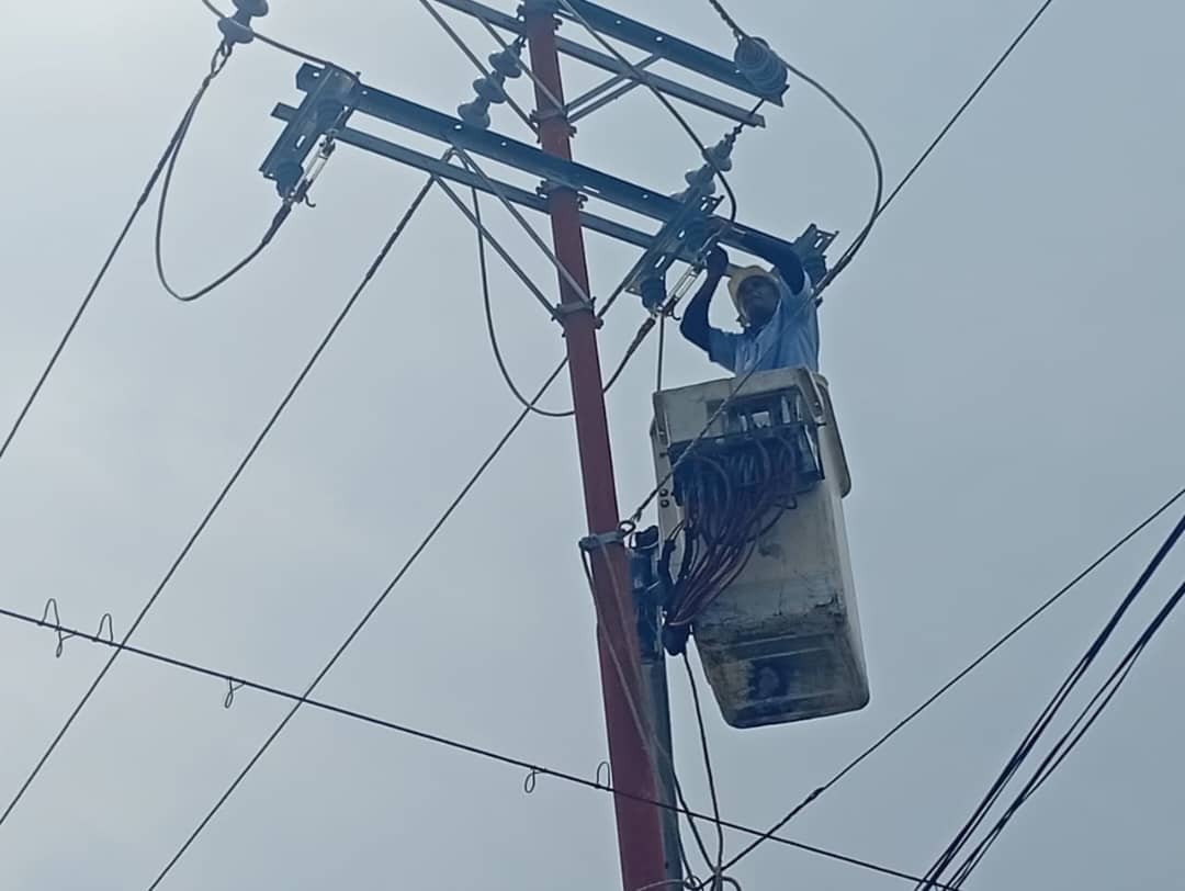 Más de 800 familias beneficiadas con mantenimiento de circuitos en la Costa Oriental del Lago