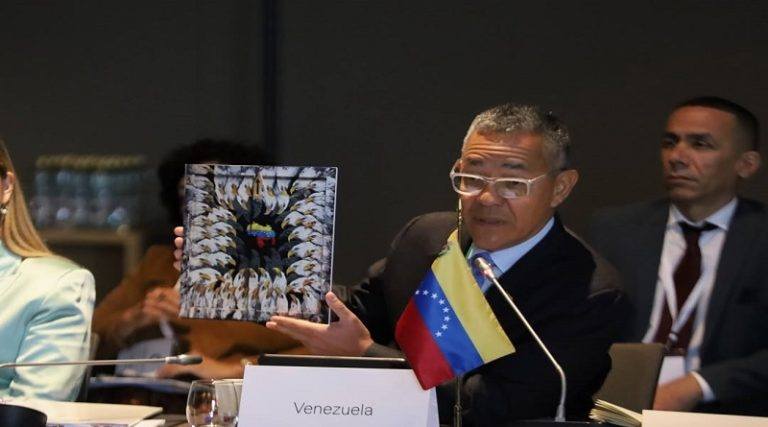 Venezuela defiende su soberanía en XXII Conferencia Iberoamericana de España