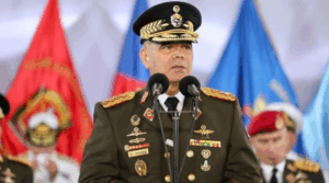 FANB denuncia «falso positivo» con helicóptero para justificar agresión militar de EEUU