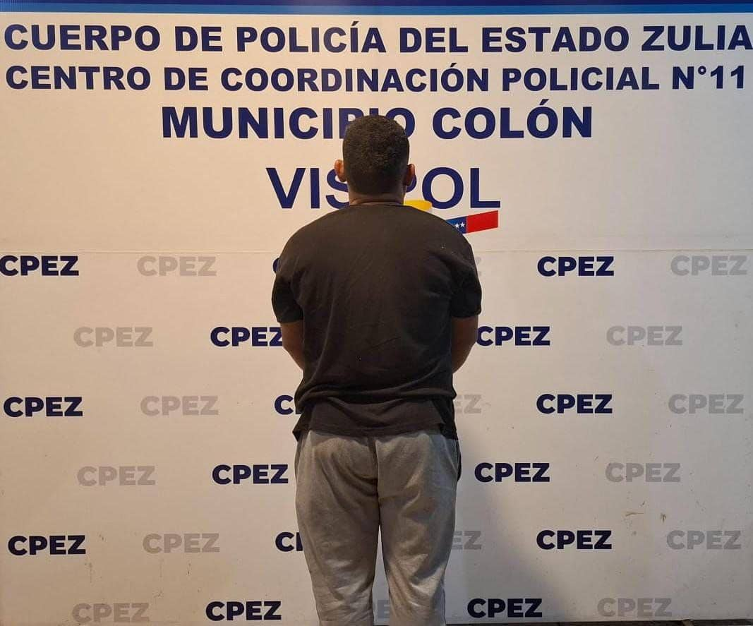 ¡Porque el joven no le dio dinero! Detenido sujeto por agredir físicamente a su hijastro en Colón