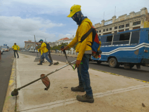 Alcaldía de Maracaibo aplica Plan Integral de Mantenimiento Vial y Demarcación en el casco central