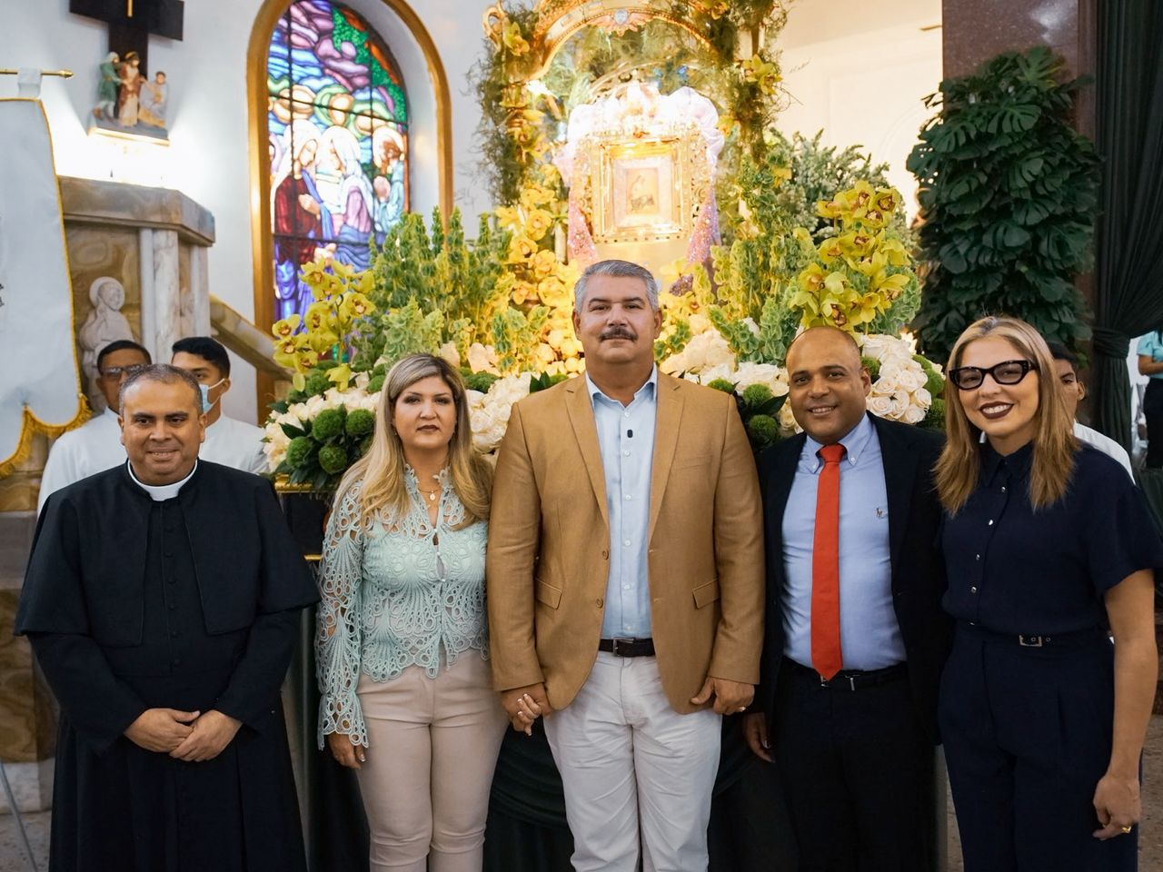 Cabimas celebra el día de Nuestra Señora del Rosario con reinauguración de la simbólica calle Independencia