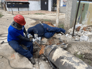Alcaldía de Maracaibo reparó fuga de gas que afectaba la distribución del servicio en cinco parroquias