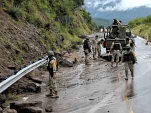Tormenta deja 700 casas y una persona sin vida en México