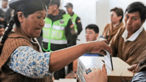 Bolivia vuelve a las urnas: "Esto está de infarto, puede pasar cualquier cosa"