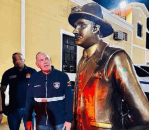 Alcalde Gian Carlo Di Martino recibe la imagen de San Dr. José Gregorio Hernández en la Basílica