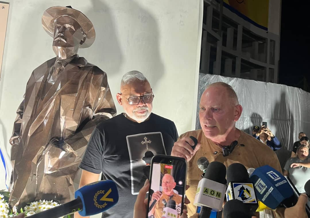 Alcalde Di Martino: “A nuestros santos les pedimos paz para el mundo”