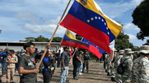 Padrino López: Defensa de la patria es una responsabilidad de todos