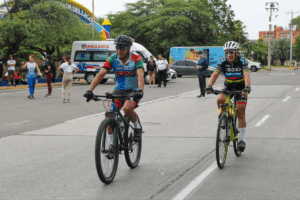 Más de mil personas se activan cada domingo en la Ciclovía