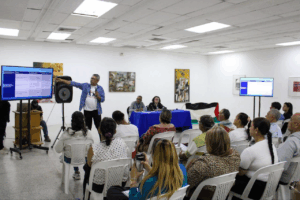 Profesor Lino Morán: “La gestión pública debe hacerse desde las comunidades”