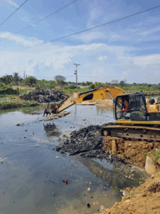 Cañada Fénix bajo trabajos de saneamiento por la Alcaldía de Maracaibo
