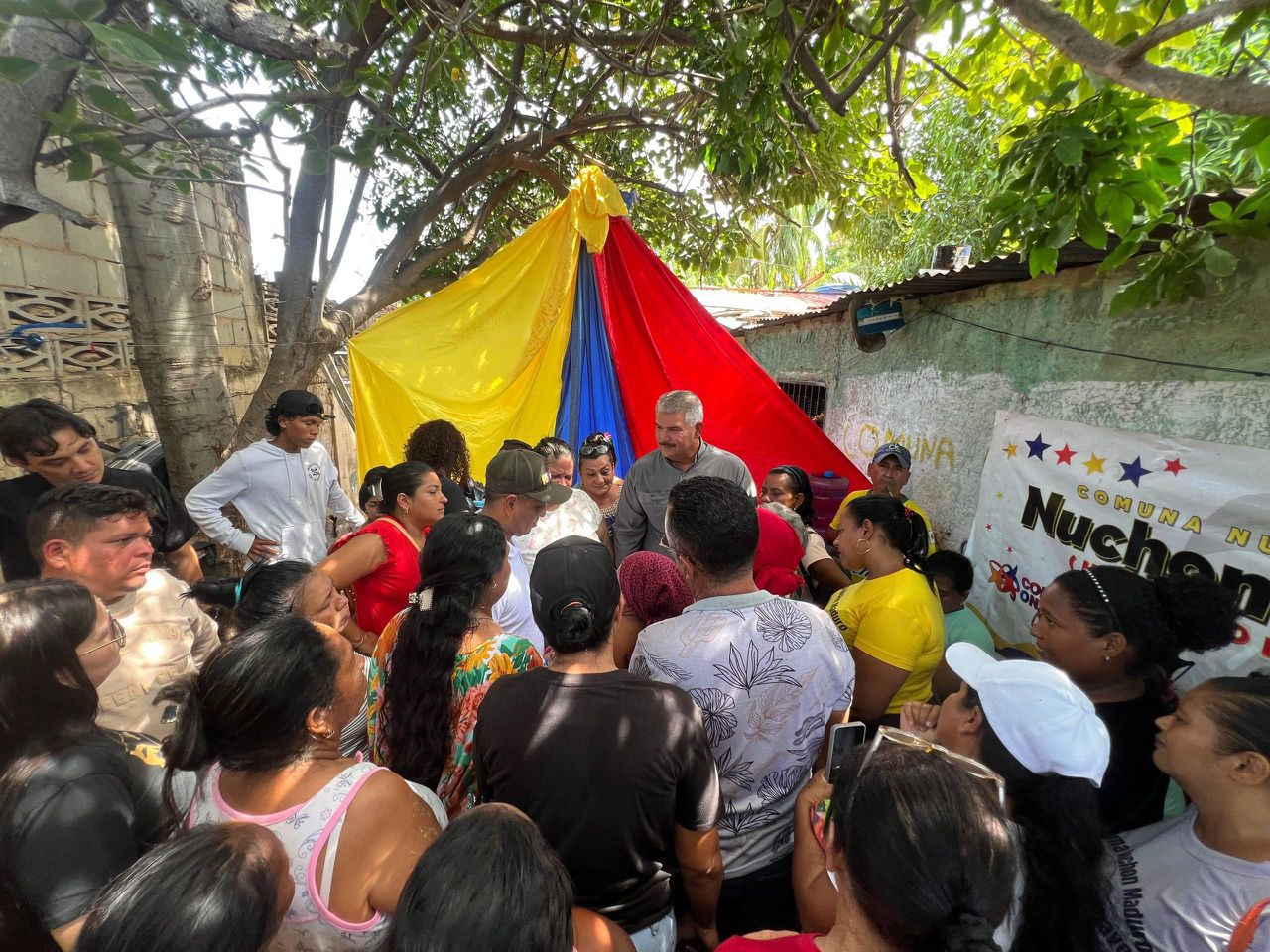 Gobernador Caldera acompaña la conformación de los Comités Bolivarianos de Base Integral