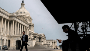 El Senado de EEUU aprueba acuerdo para poner fin al cierre del Gobierno y lo pasa a la Cámara Baja