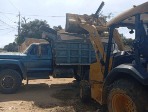 Gobernación del Zulia impulsa limpieza integral de la cañada El Edén en la parroquia Cristo de Aranza de Maracaibo