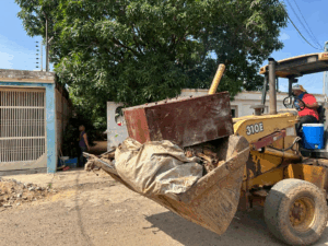 Operación ¡Saca tu Cachivache! de la Alcaldía de Maracaibo beneficia a 400 familias de Antonio B. Romero