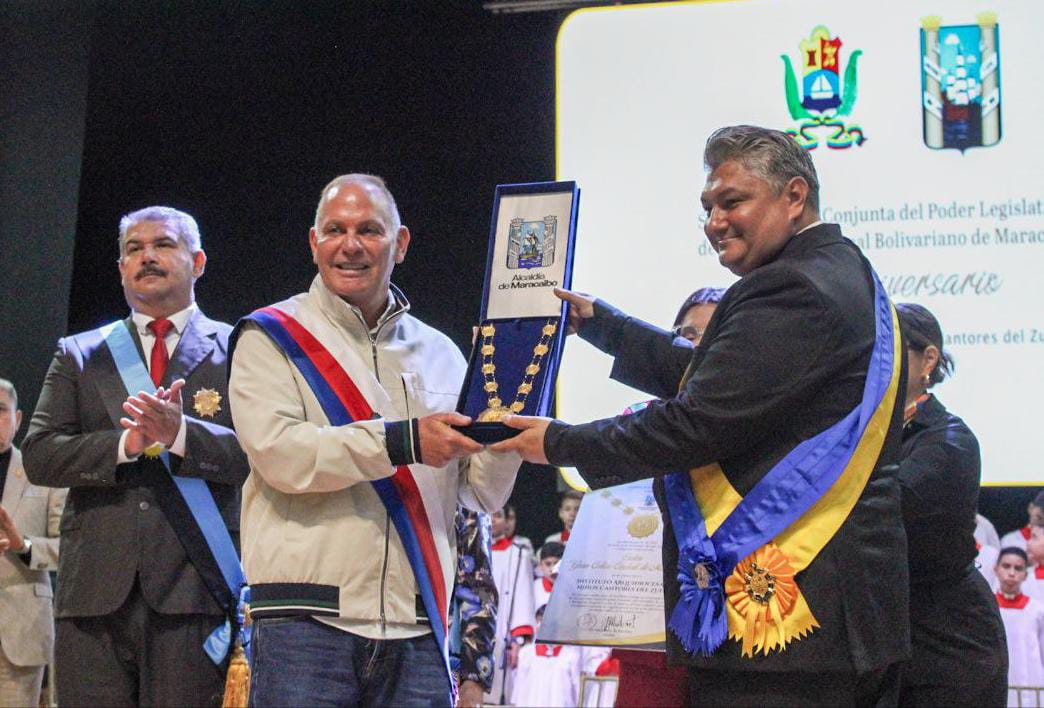 Richard Colmenares, director del Instituto Niños Cantores del Zulia: “La patria de Bolívar está en paz y quiere paz”