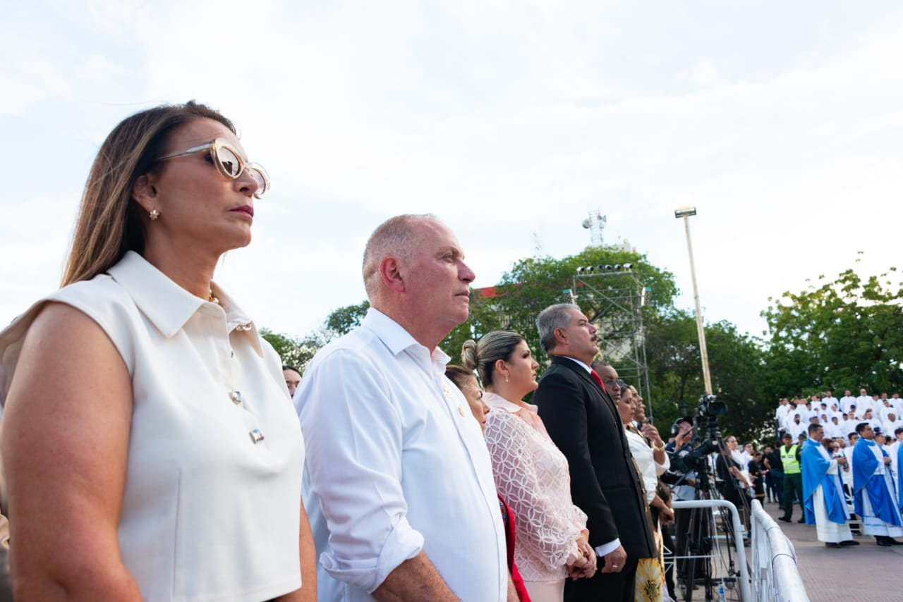 Una feligresía llena de paz y devoción mariana celebró eucaristía en honor a La Chinita