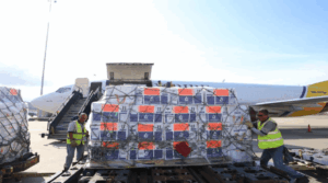 Llegan al país 250 mil dosis de vacunas pentavalentes