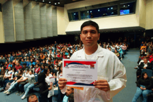 Alcaldía de Maracaibo apoya 500 estudiantes con becas “Ana María Campos”