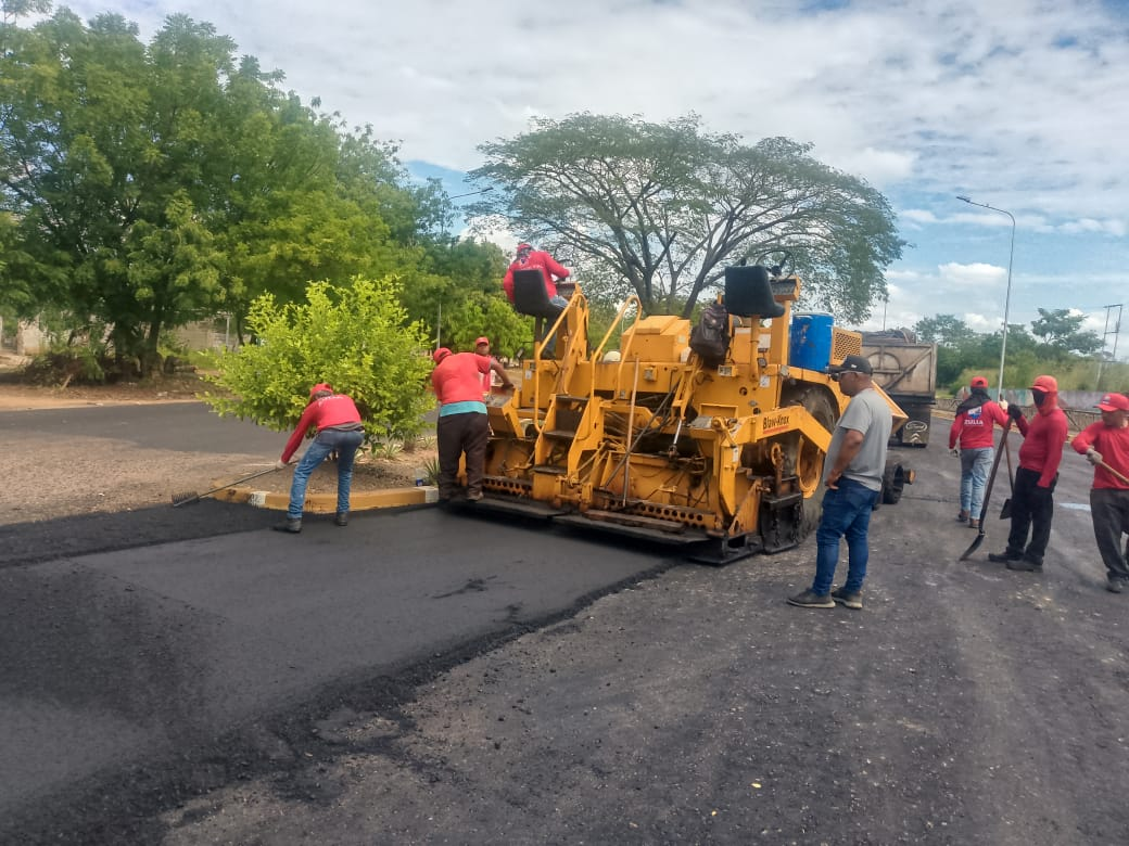 Asfaltado en Machiques: Un Compromiso por el Bienestar Ciudadano