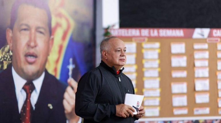 Cabello: Venezuela decide quién vuela, no necesitamos amenazar a nadie