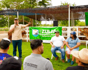 Gobernador Caldera acompaña inicio de la colocación de 83.000 dosis en el Zulia en segundo ciclo de vacunación aftosa