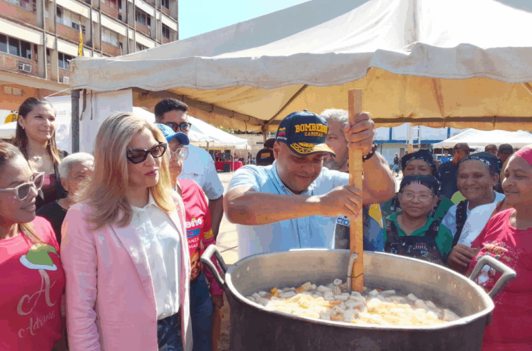 Alcalde Bolivariano Frank Carreño encabeza el despliegue de "Amor y Prosperidad Alimentaria" en Cabimas