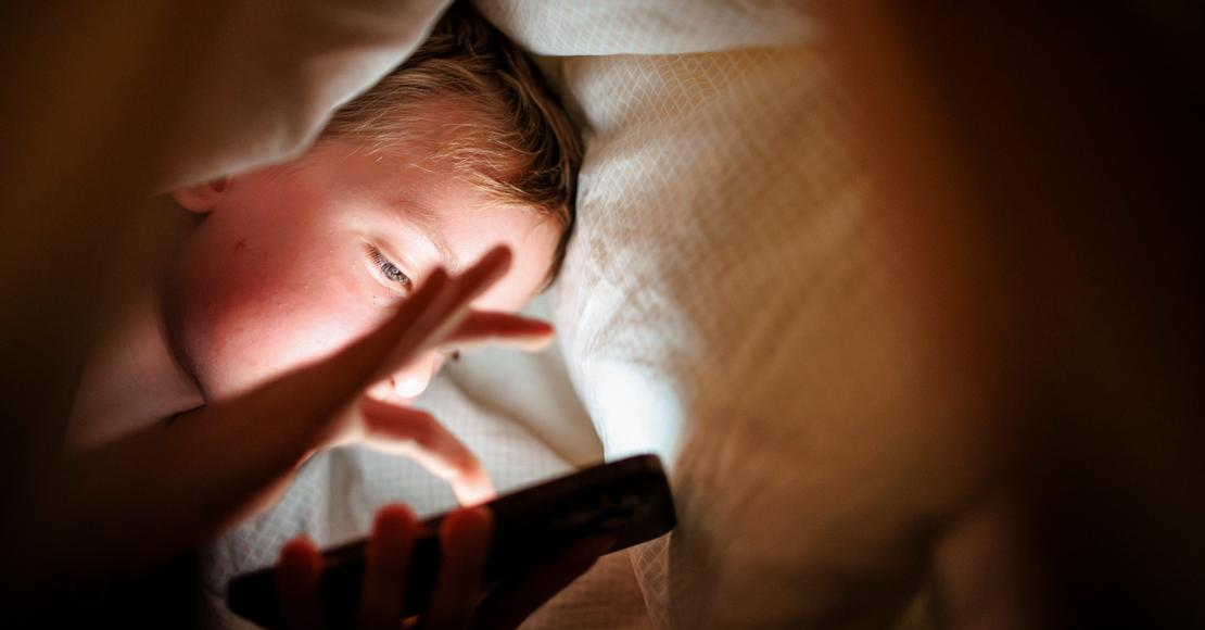 ¿A qué edad dar el primer "smartphone"? Nuevo estudio alerta