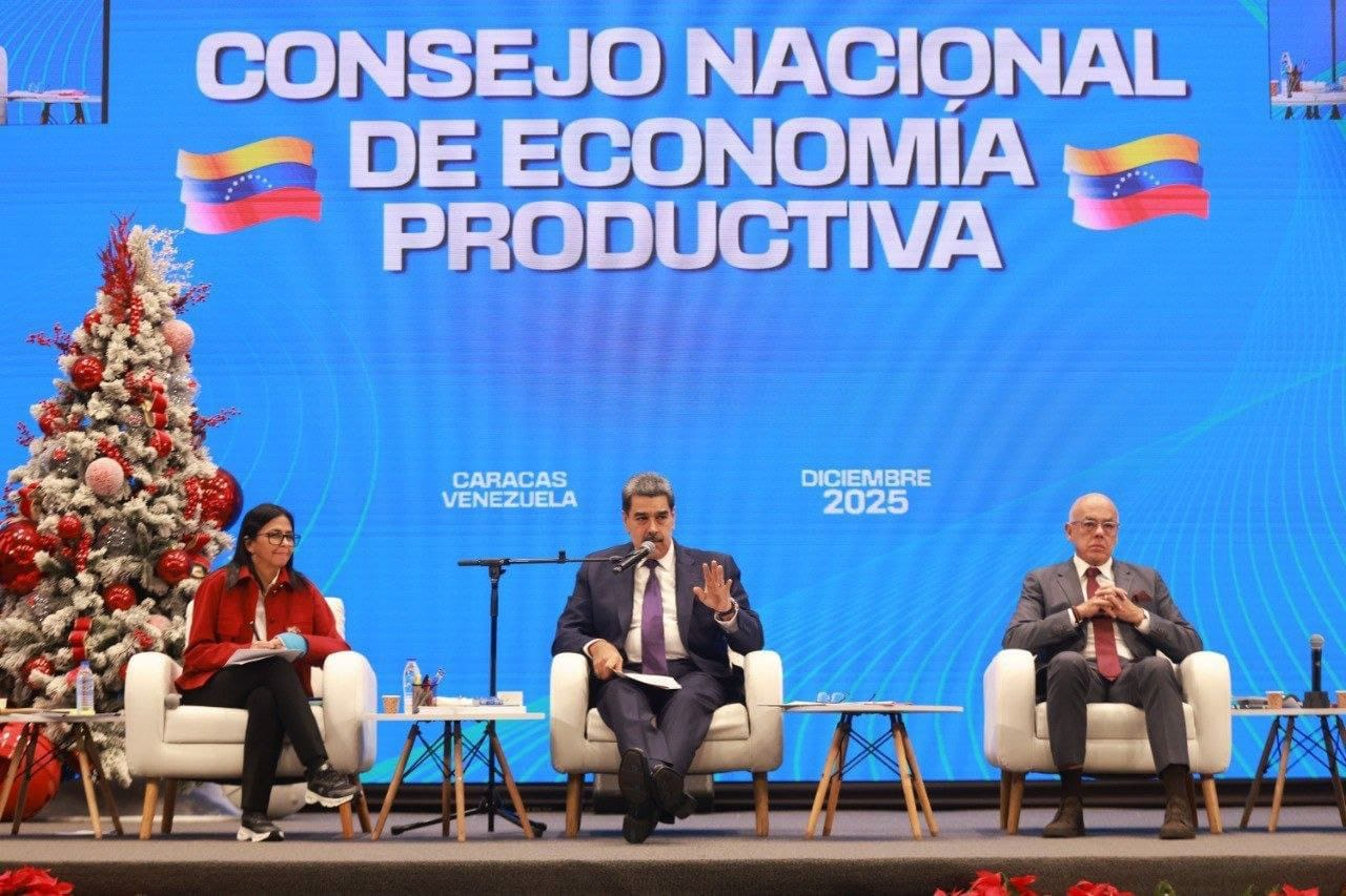 Presidente Maduro ordena instalación de mesa de trabajo con sector privado y eléctrico
